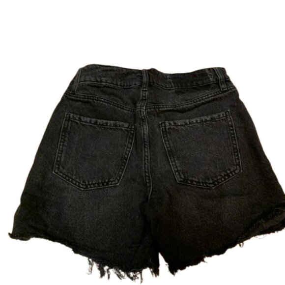 JEAN SHORTS - Picture 3 of 3